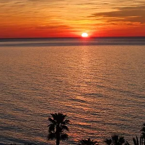 https://beach-vibe-2.1costadelsol.com